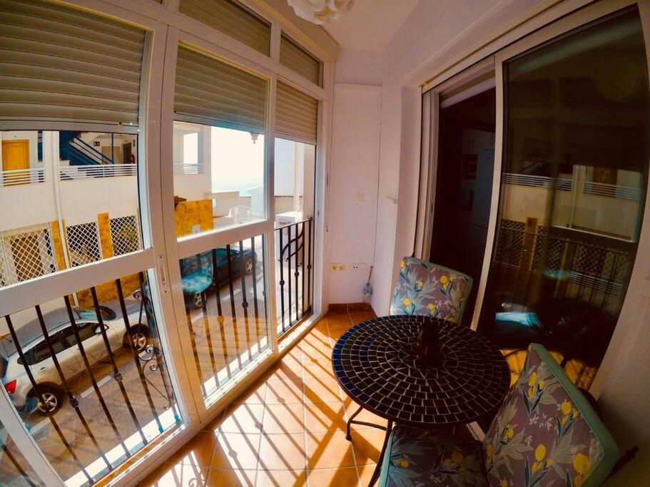 Apartamento Joanna Playa Кастел де Феро Екстериор снимка