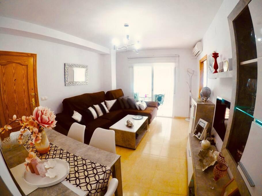 Apartamento Joanna Playa Кастел де Феро Екстериор снимка