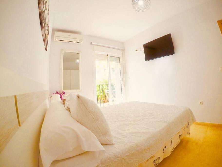 Apartamento Joanna Playa Кастел де Феро Екстериор снимка